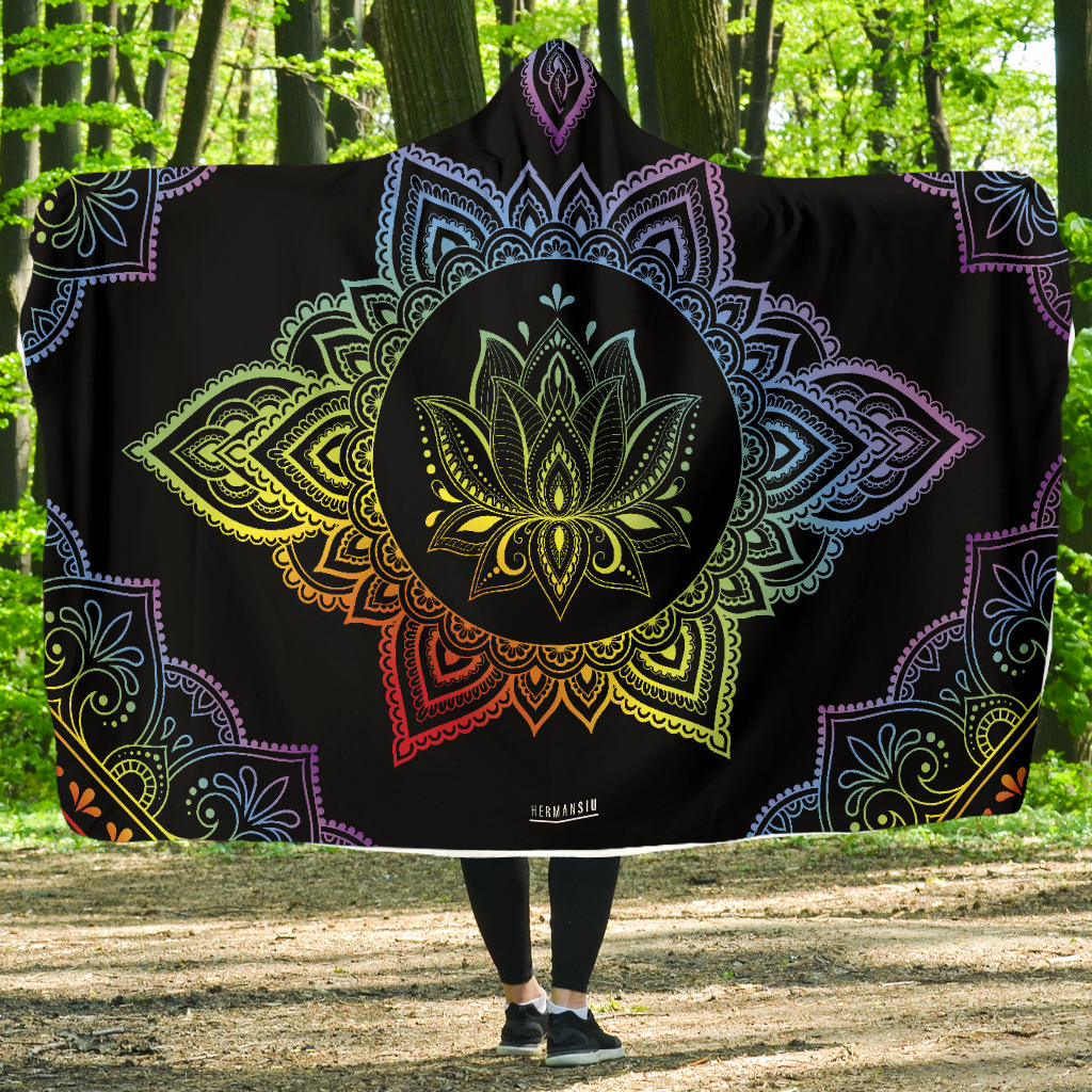 HOODED BLANKET - MANDALA - CENTERED3