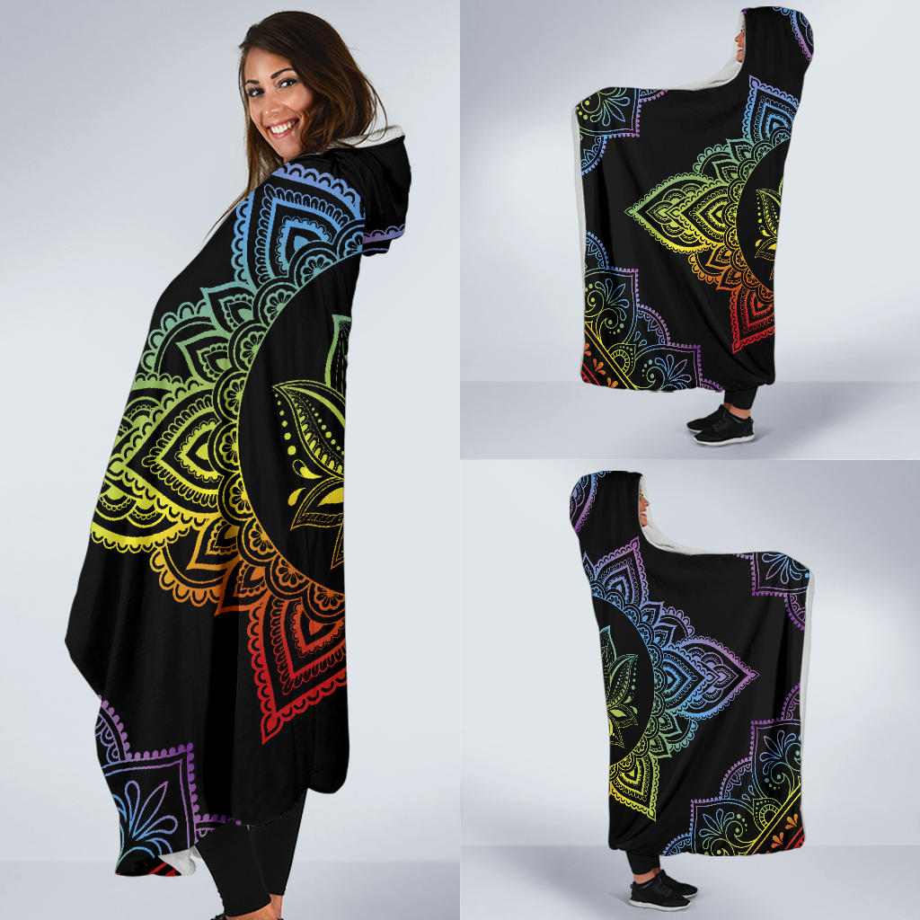 HOODED BLANKET - MANDALA - CENTERED3
