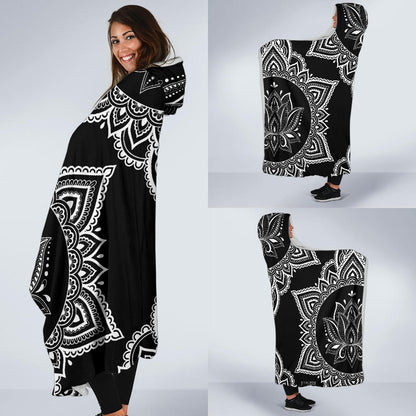 MANDALA HOODED BLANKET