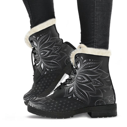 BW FAUX FUR LOTUS BOOTS