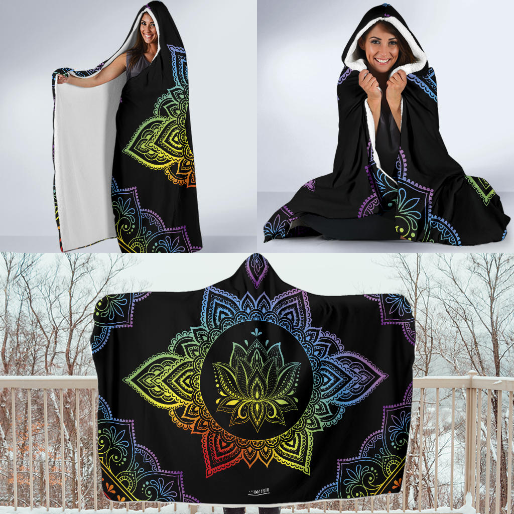 HOODED BLANKET - MANDALA - CENTERED3