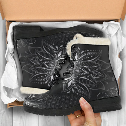 BW FAUX FUR LOTUS BOOTS