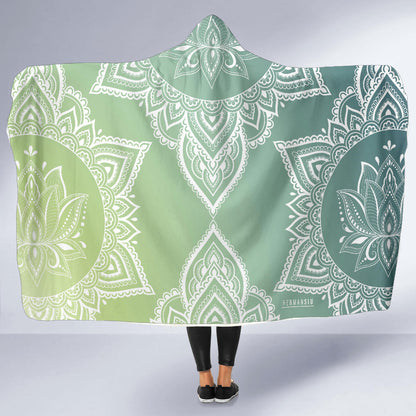 HOODED BLANKET WITH JADE MANDALA