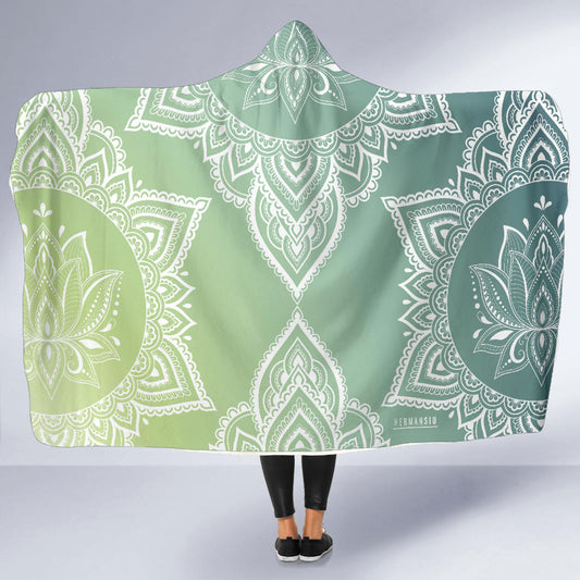 HOODED BLANKET WITH JADE MANDALA